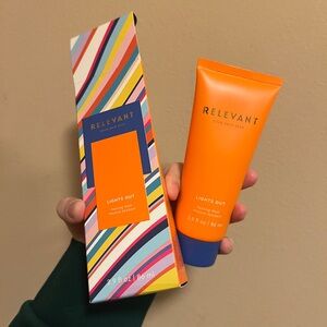 RELEVANT: YOUR SKIN SEEN LIGHTS OUT RESTING MASK